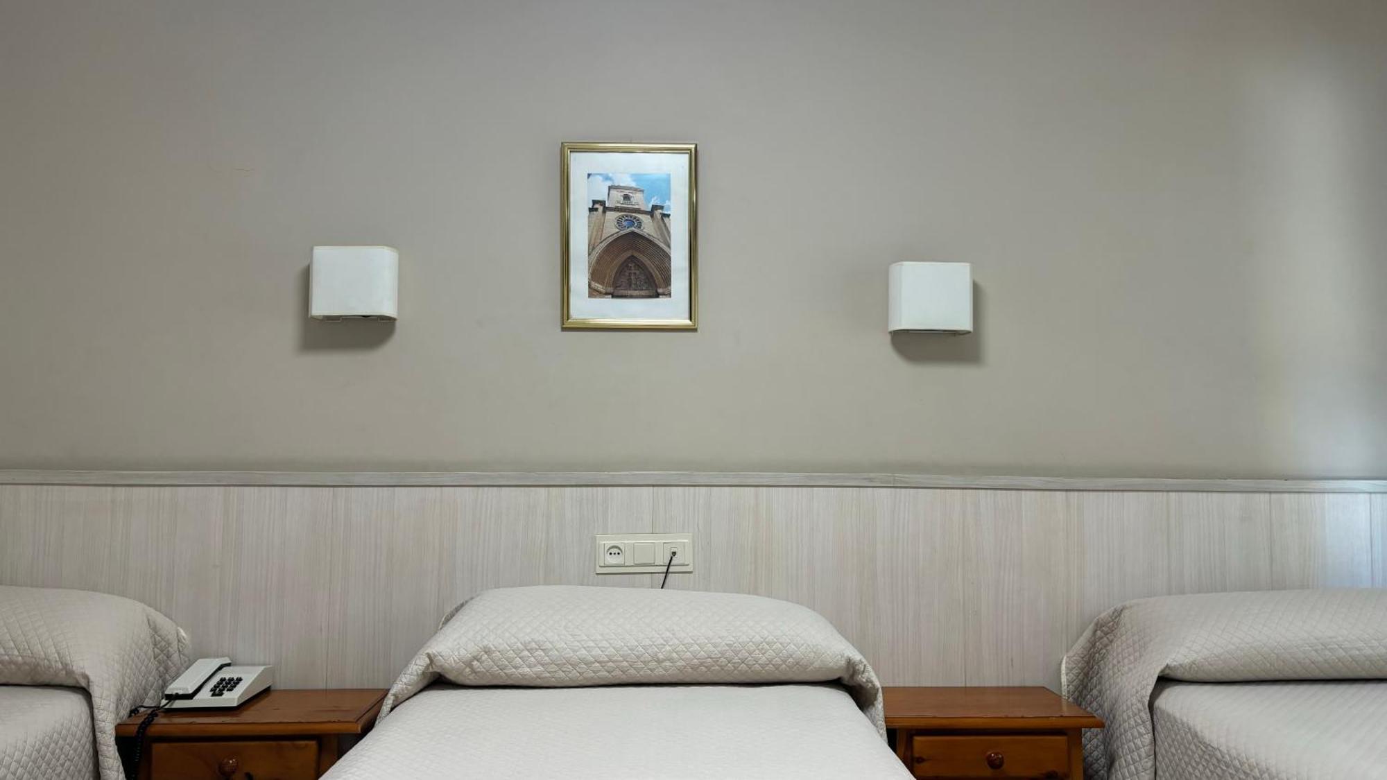 Hostal Atienzar Альбасете Экстерьер фото