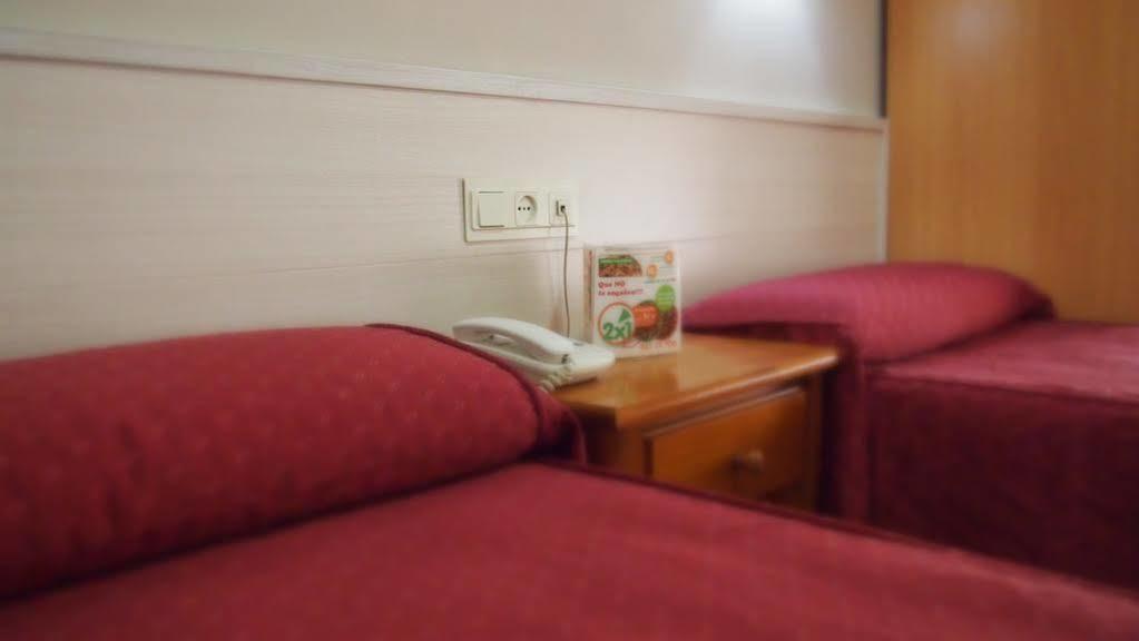Hostal Atienzar Альбасете Экстерьер фото