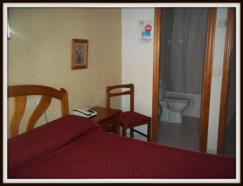 Hostal Atienzar Альбасете Экстерьер фото